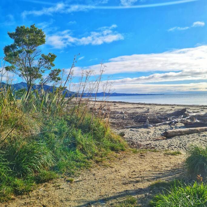 Beachfront Escape โคลลิงวูด ภายนอก รูปภาพ